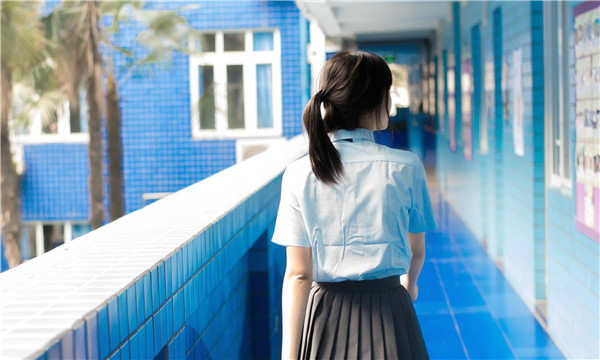 城厢如何找到一个可以帮助我生孩子的女人？